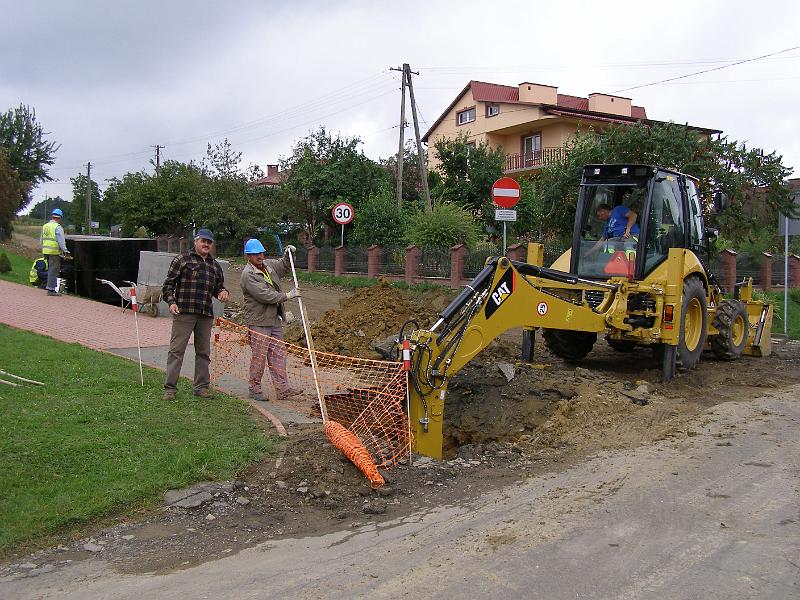 30 sierp studzienka kanalizacyjna_07.JPG